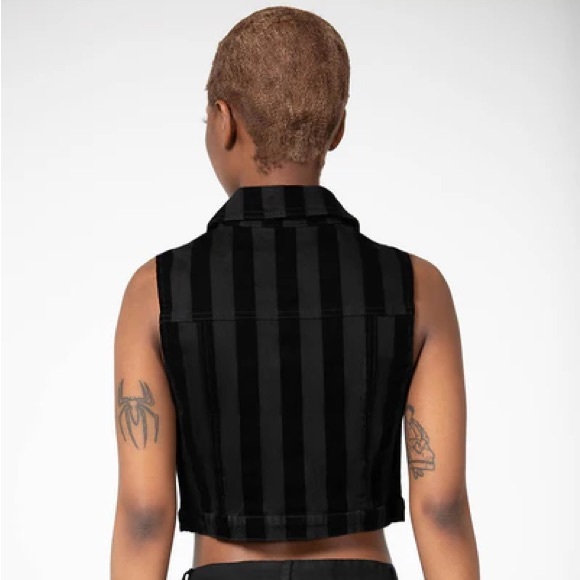 Killstar Notorious Trucker Cropped Vest - Picture 6 of 6